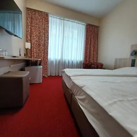 Hotell Europa 3*