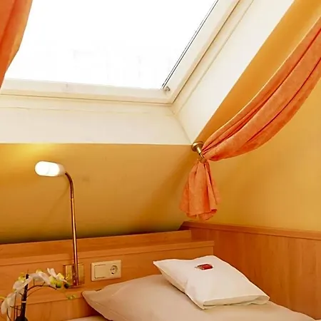 Europa Hotell 3*